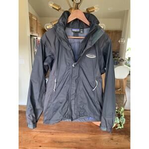 Patagonia Flux Ski Jacket women's Small Black Hooded Softshell Coat 83271